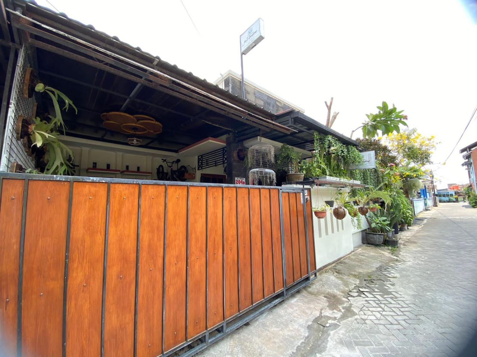 Coliving Jogja Sweet Home Kost Lengkap Di Jogjakarta Exterior foto