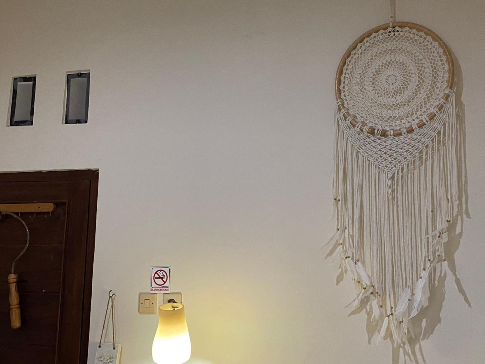 Coliving Jogja Sweet Home Kost Lengkap Di Jogjakarta Zimmer foto