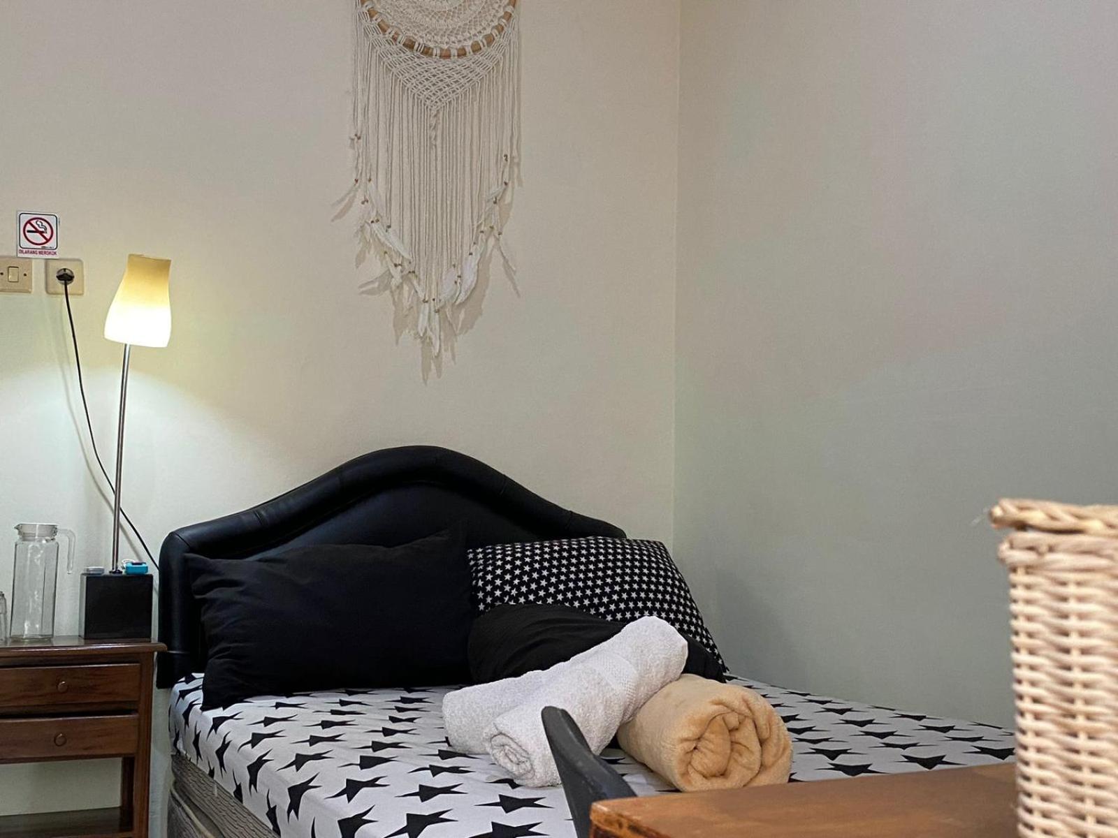 Coliving Jogja Sweet Home Kost Lengkap Di Jogjakarta Zimmer foto