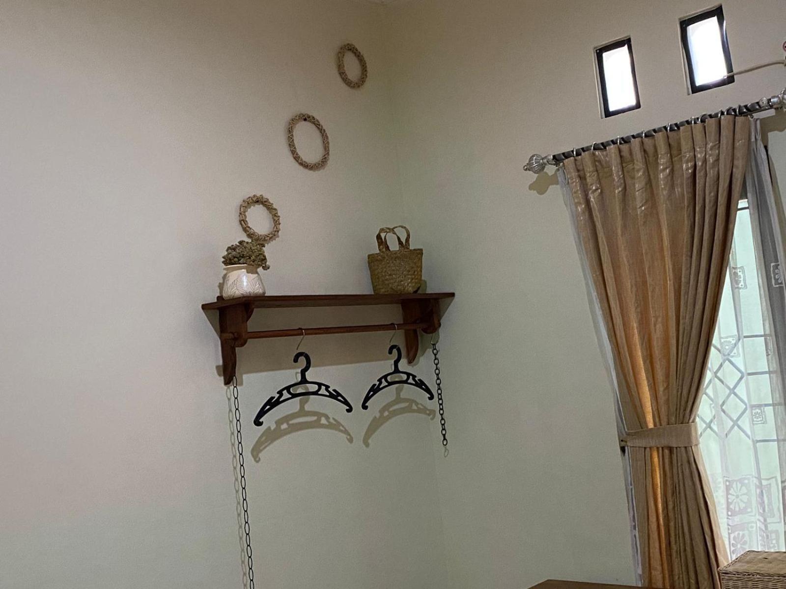 Coliving Jogja Sweet Home Kost Lengkap Di Jogjakarta Zimmer foto