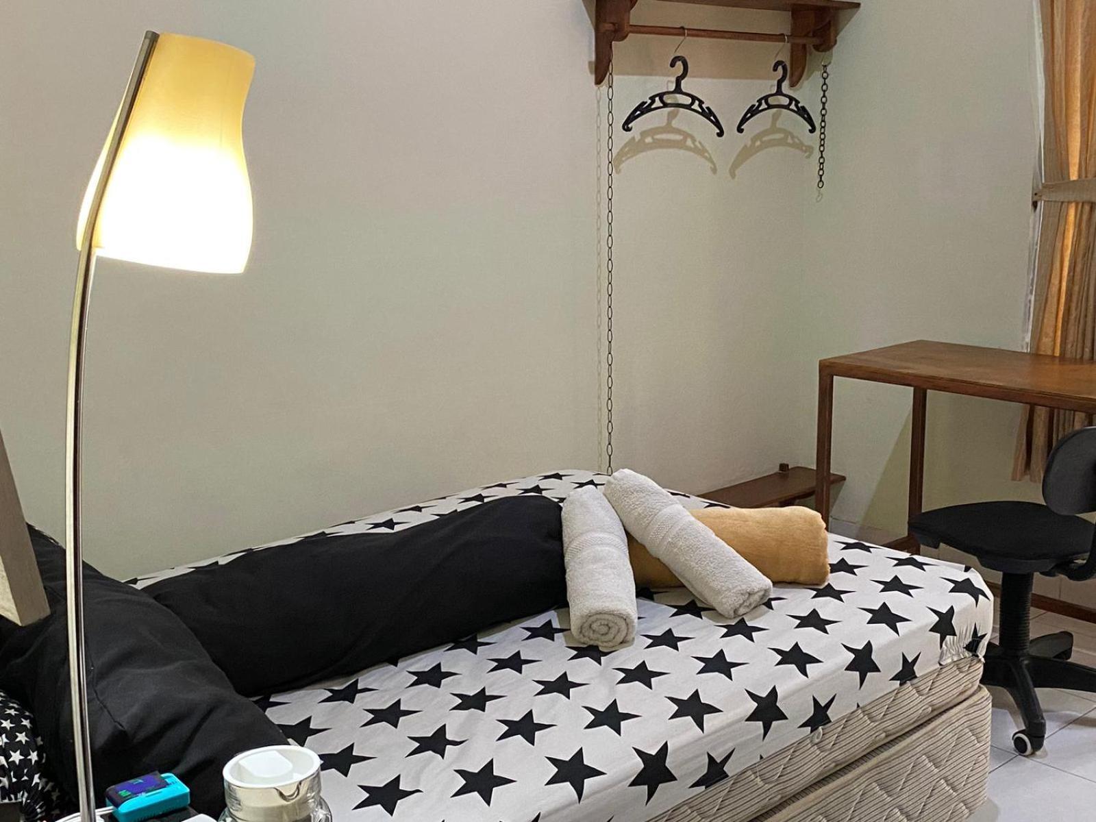 Coliving Jogja Sweet Home Kost Lengkap Di Jogjakarta Zimmer foto