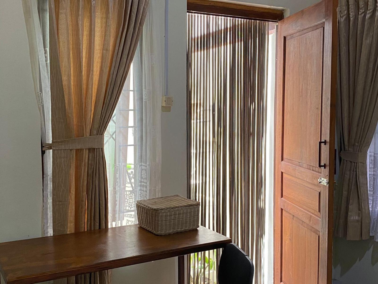 Coliving Jogja Sweet Home Kost Lengkap Di Jogjakarta Zimmer foto
