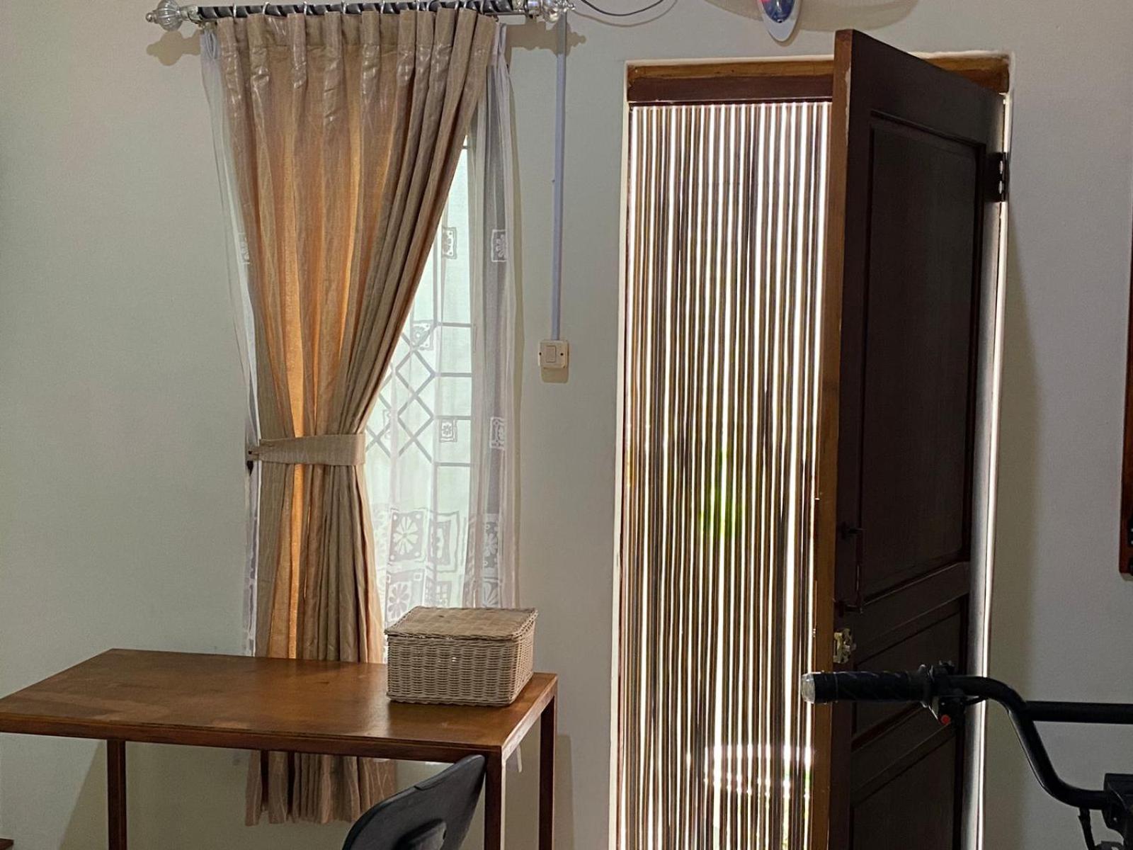 Coliving Jogja Sweet Home Kost Lengkap Di Jogjakarta Zimmer foto